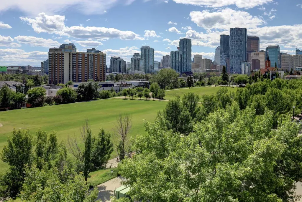 950 Centre Avenue NE Calgary AB T2E0P3