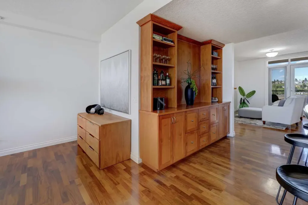 950 Centre Avenue NE Calgary AB T2E0P3