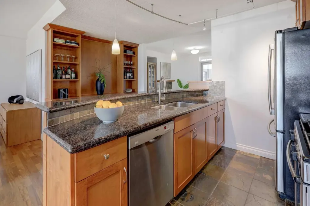 950 Centre Avenue NE Calgary AB T2E0P3
