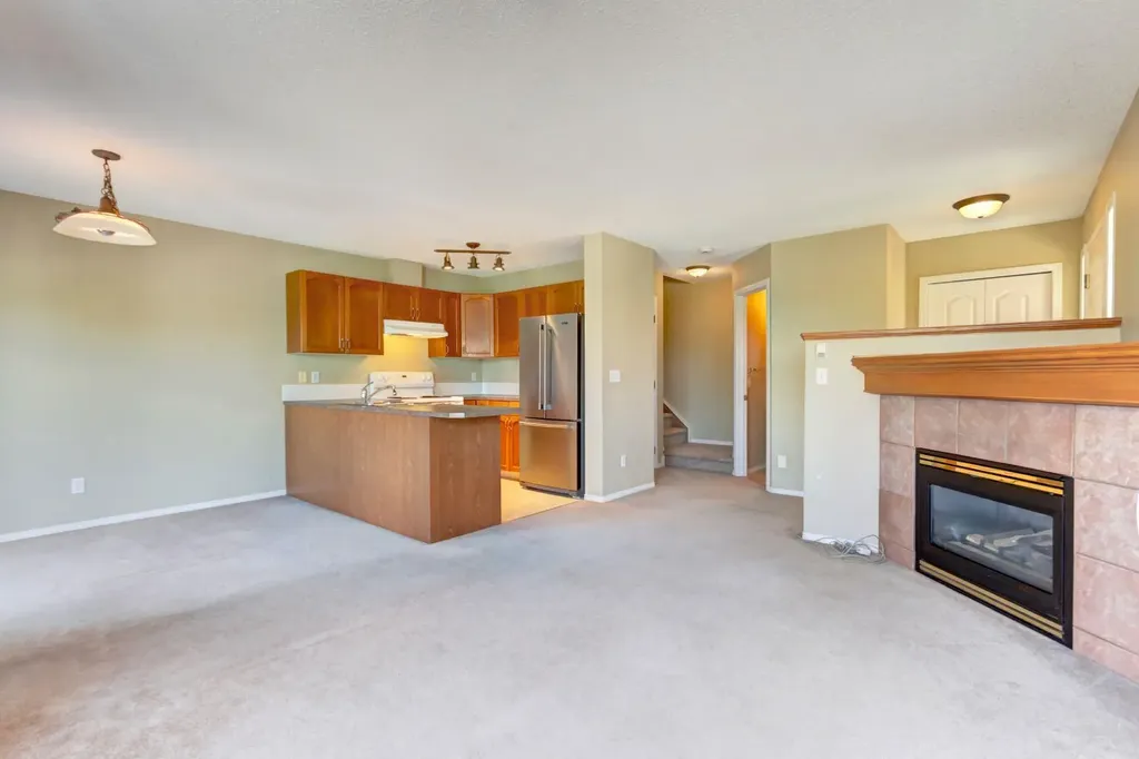 823 Wilson Way Canmore AB T1W 2Y8