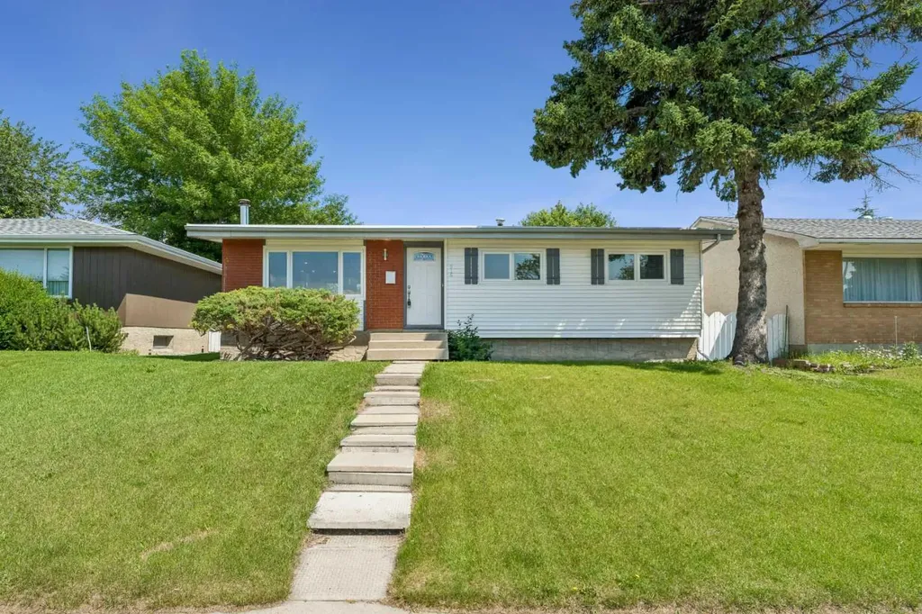 916 Mayland Drive NE Calgary AB T2E 6C4