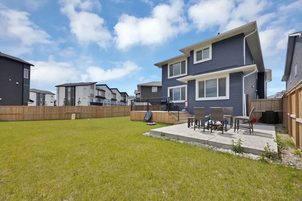 76 Red Embers Square NE Calgary AB T3N 0X8