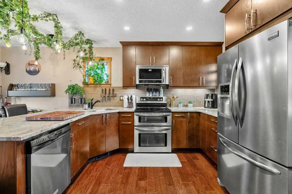 224 Cottageclub Crescent Rural Rocky View County AB T4C 1B1