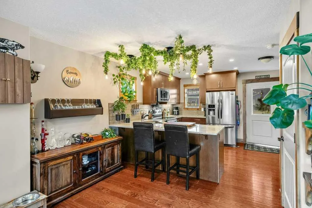 224 Cottageclub Crescent Rural Rocky View County AB T4C 1B1