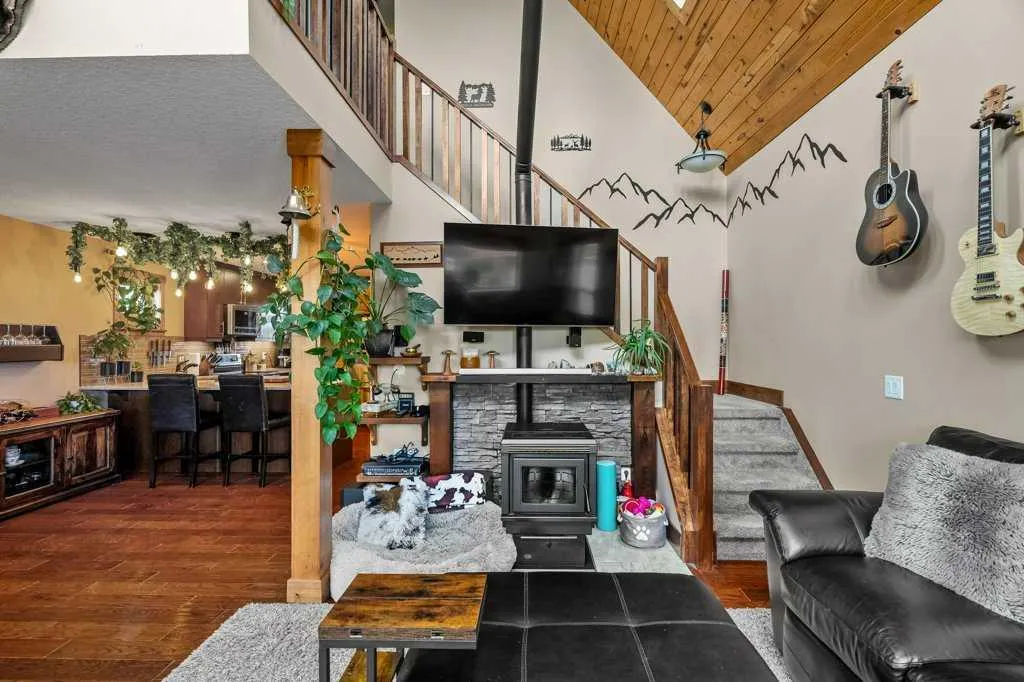 224 Cottageclub Crescent Rural Rocky View County AB T4C 1B1