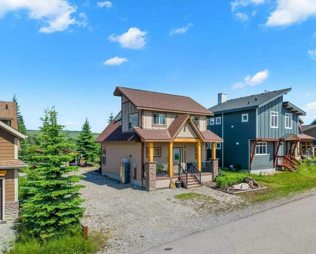224 Cottageclub Crescent Rural Rocky View County AB T4C 1B1
