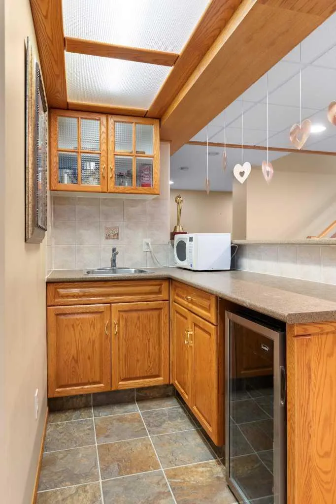 47 Taylor Avenue SE Medicine Hat AB T1B4B7