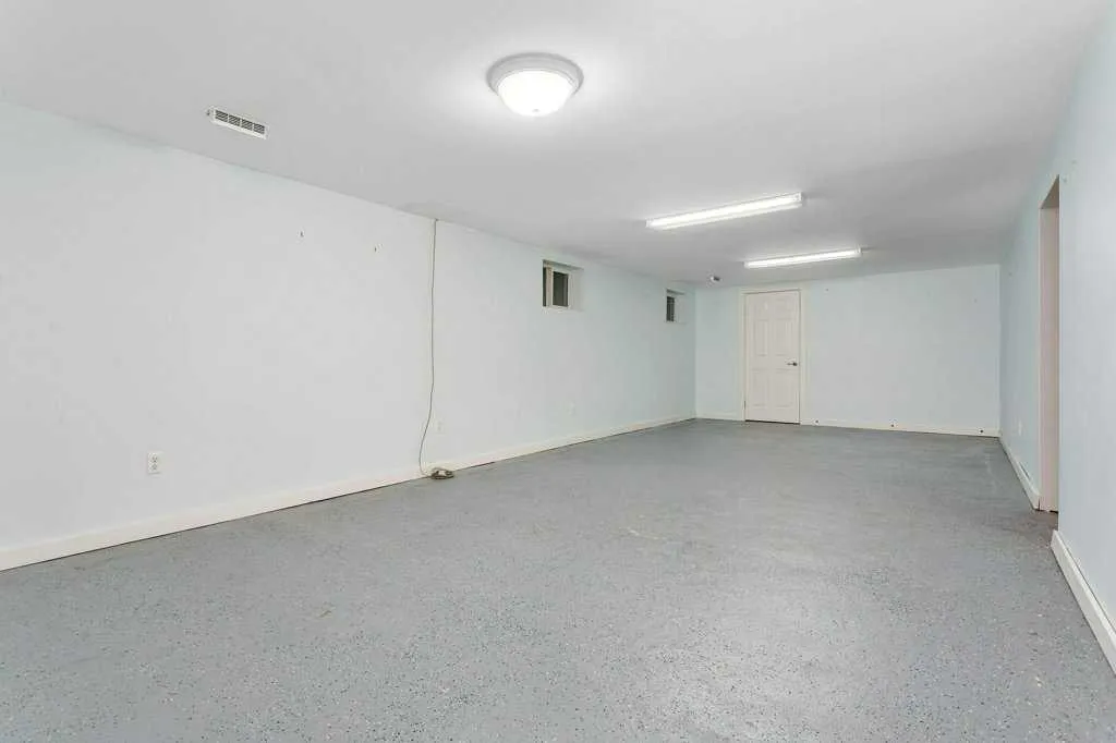 5126 52 Avenue Rimbey AB T0C 2J0