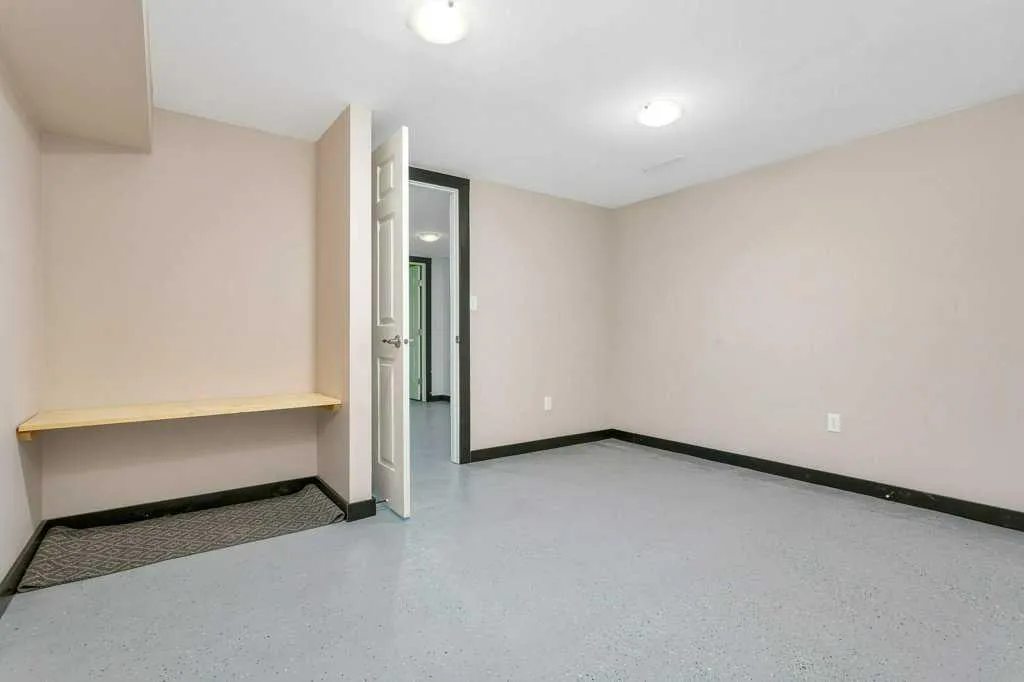 5126 52 Avenue Rimbey AB T0C 2J0