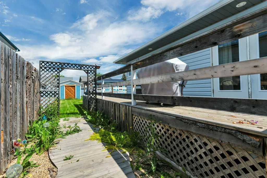 5126 52 Avenue Rimbey AB T0C 2J0