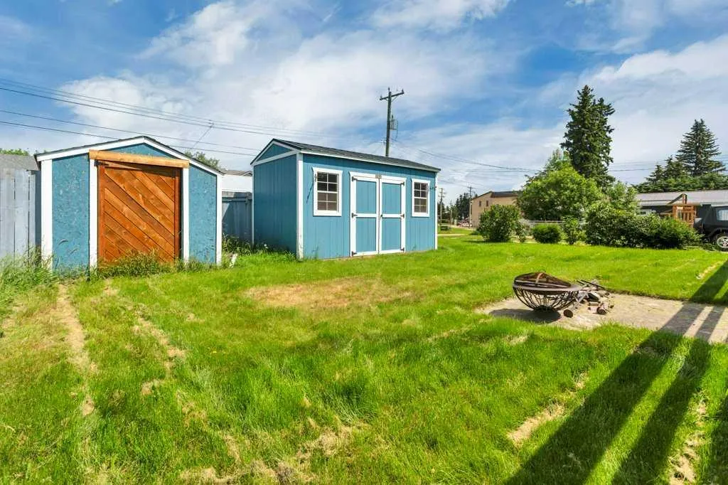 5126 52 Avenue Rimbey AB T0C 2J0