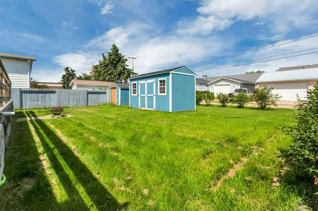 5126 52 Avenue Rimbey AB T0C 2J0