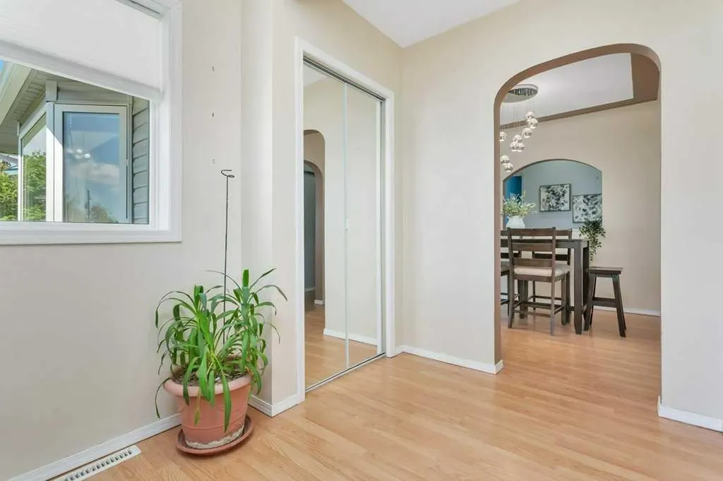 5126 52 Avenue Rimbey AB T0C 2J0