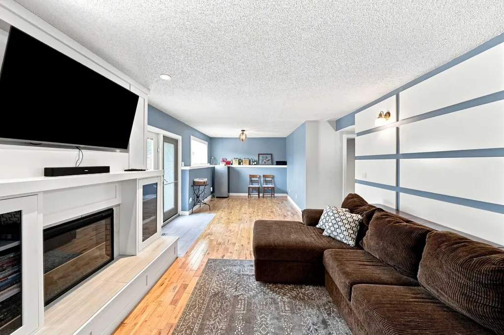 60 Conners Crescent Red Deer AB T4P 2J3