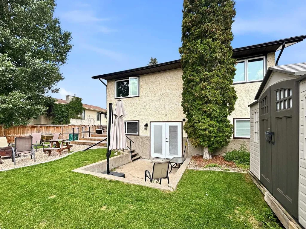 60 Conners Crescent Red Deer AB T4P 2J3