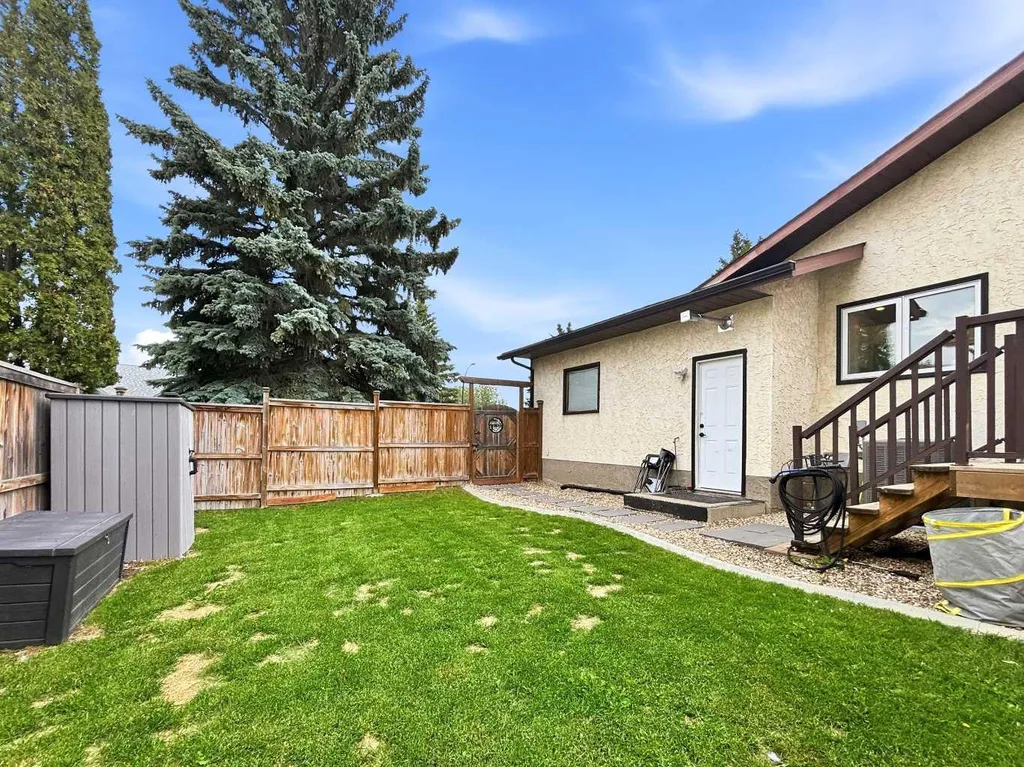 60 Conners Crescent Red Deer AB T4P 2J3