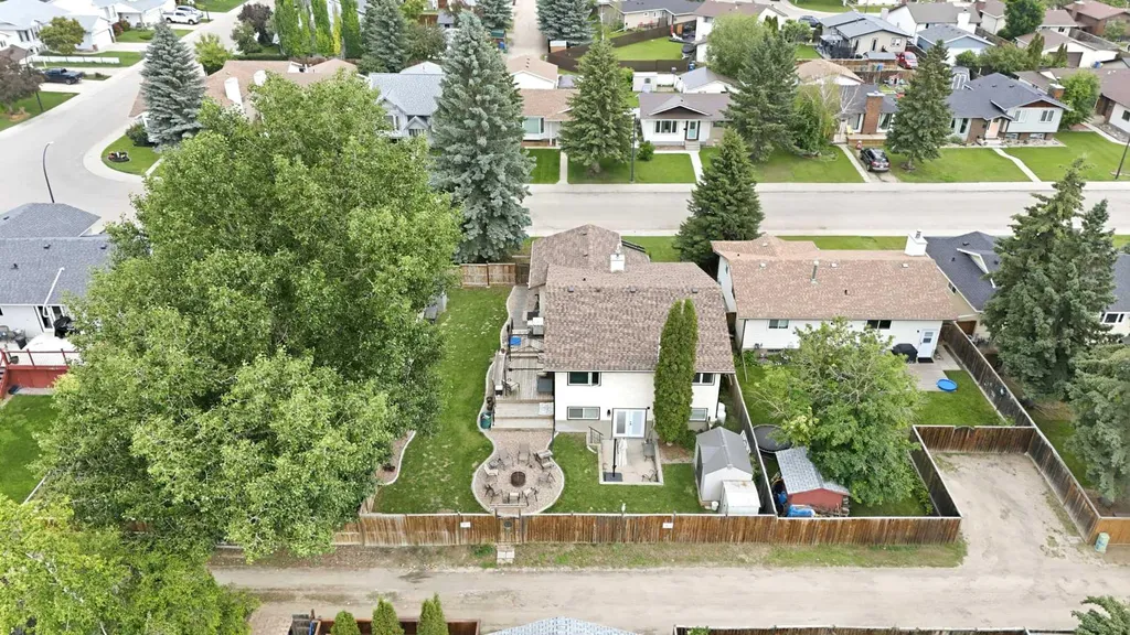 60 Conners Crescent Red Deer AB T4P 2J3