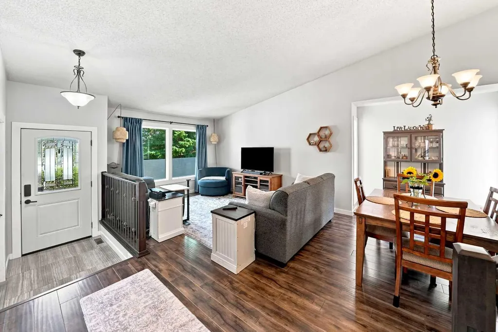 60 Conners Crescent Red Deer AB T4P 2J3