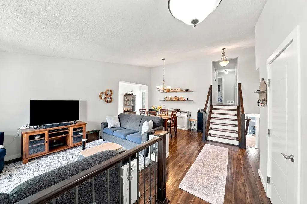 60 Conners Crescent Red Deer AB T4P 2J3