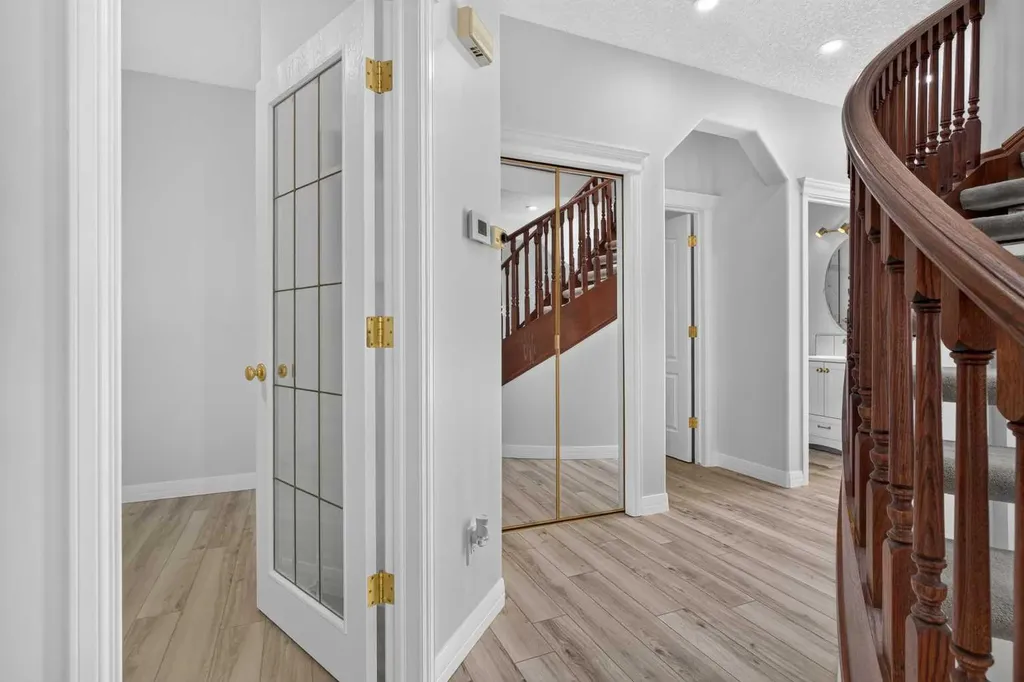 78 Hamptons Circle NW Calgary AB T3A 5T2