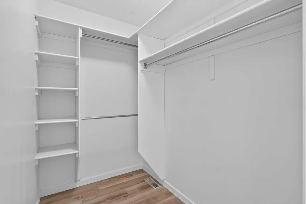 78 Hamptons Circle NW Calgary AB T3A 5T2