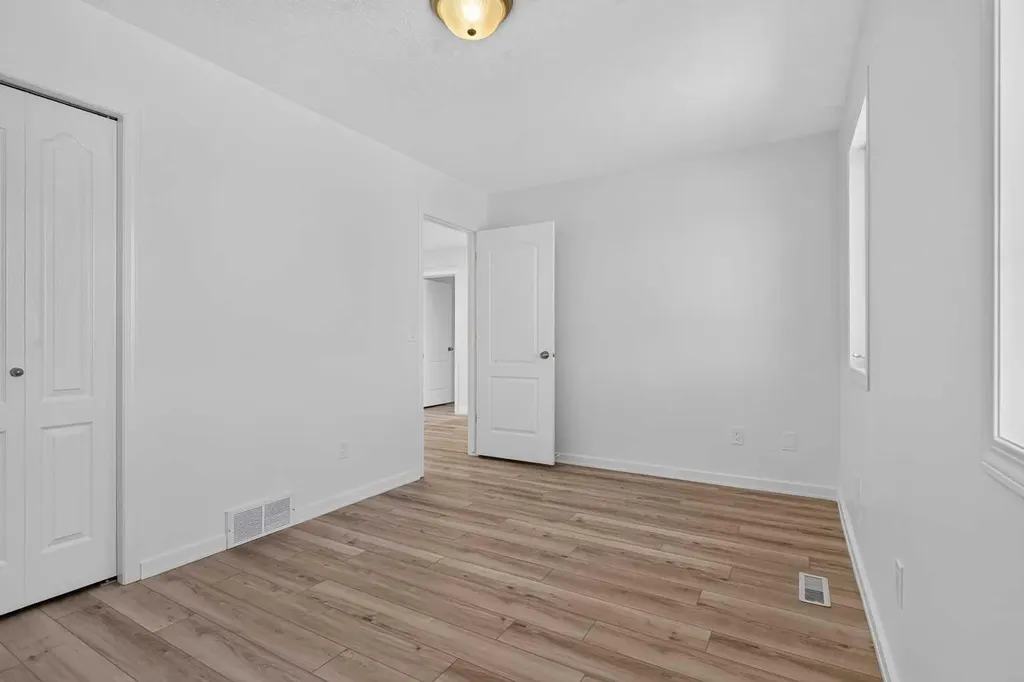 78 Hamptons Circle NW Calgary AB T3A 5T2