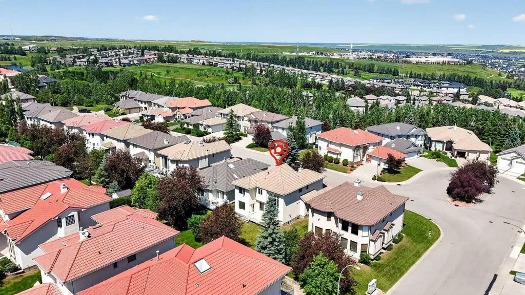 78 Hamptons Circle NW Calgary AB T3A 5T2