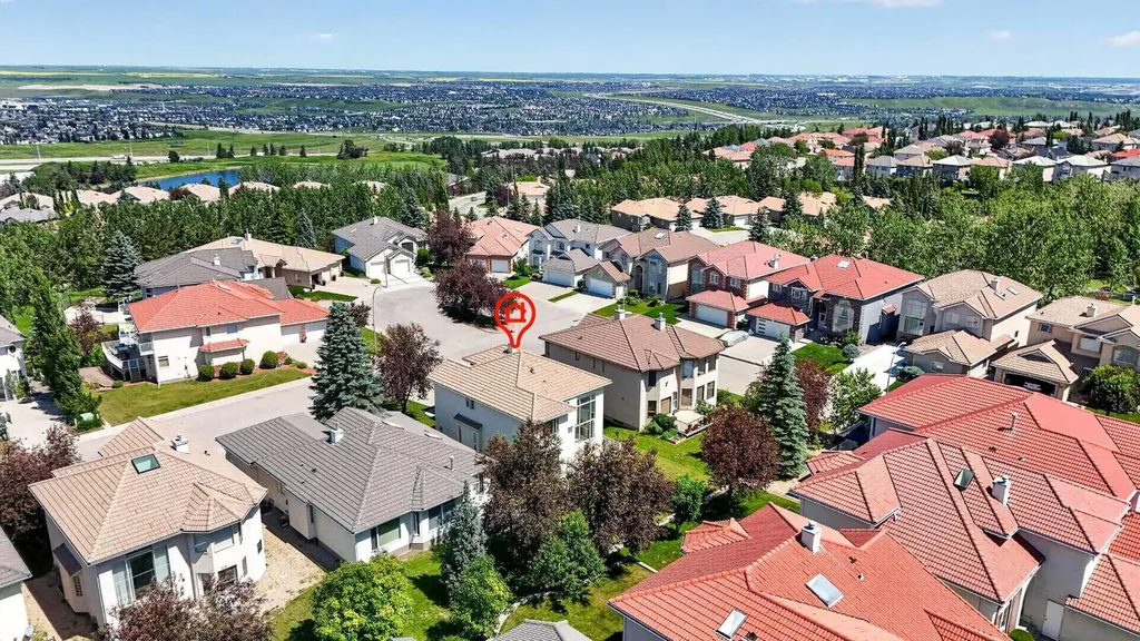 78 Hamptons Circle NW Calgary AB T3A 5T2