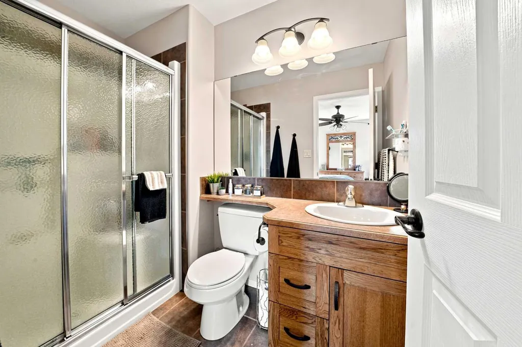 10 Sparrow Close Blackfalds AB T4M0K6