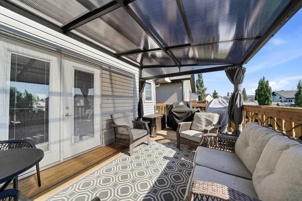 10 Sparrow Close Blackfalds AB T4M0K6