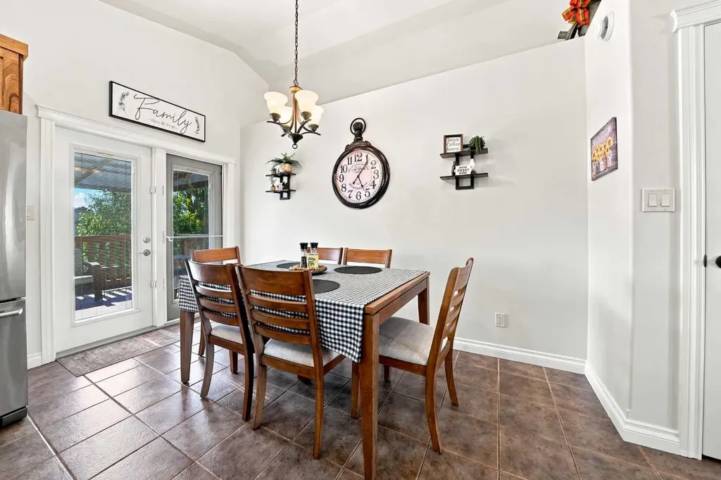 10 Sparrow Close Blackfalds AB T4M0K6