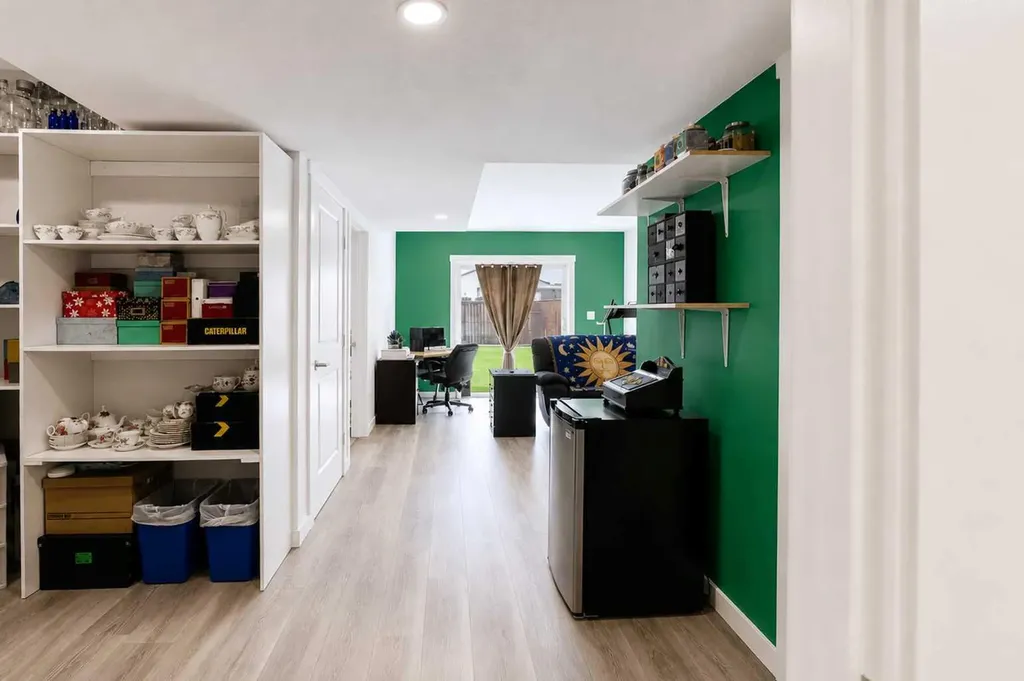 18 Hanson Green Penhold AB T0M 1R0