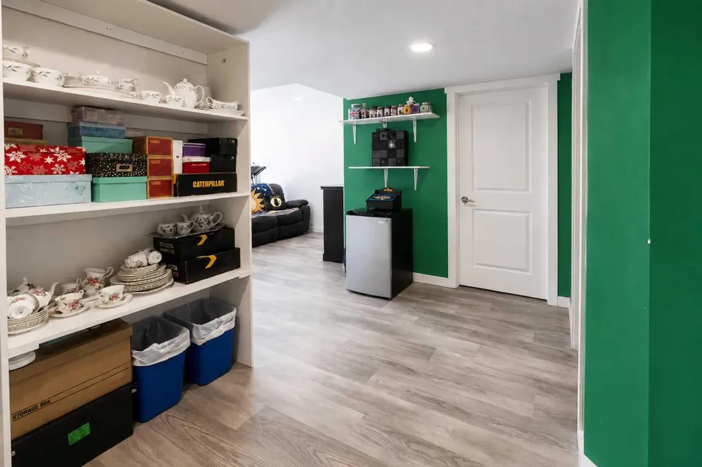 18 Hanson Green Penhold AB T0M 1R0