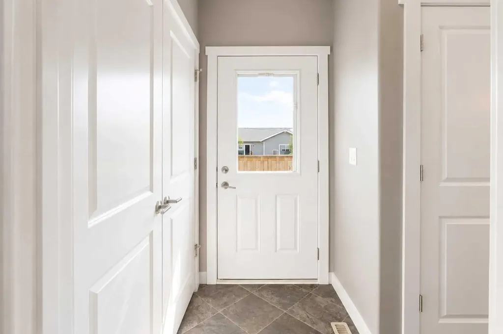 18 Hanson Green Penhold AB T0M 1R0