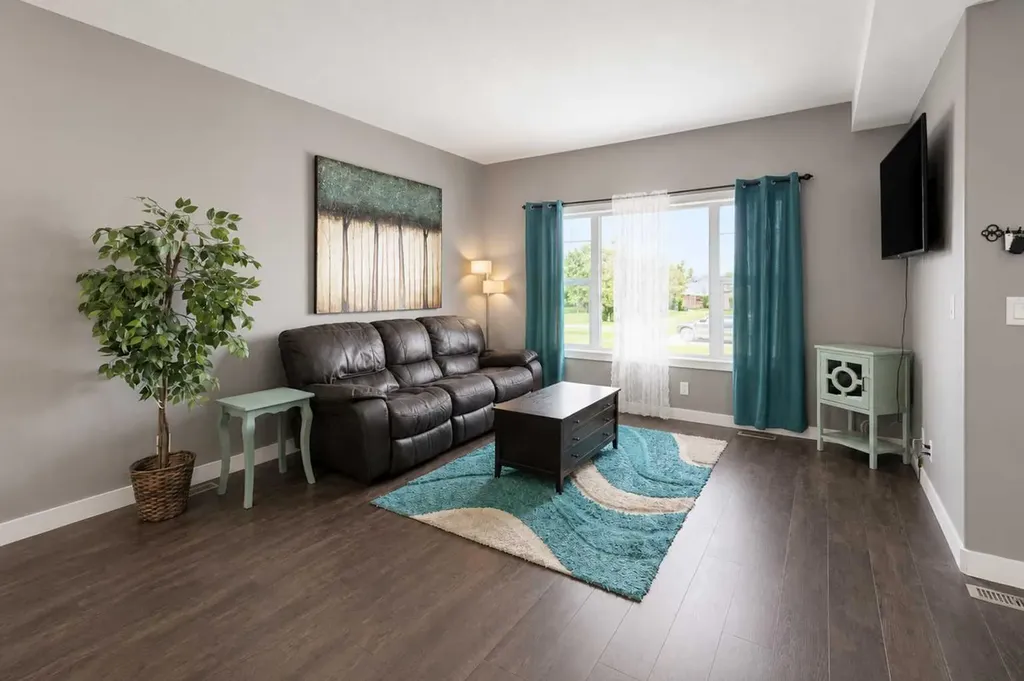 18 Hanson Green Penhold AB T0M 1R0