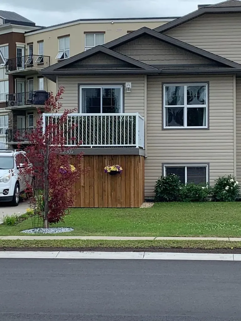 12307 103 Street Grande Prairie AB T8V 2L4