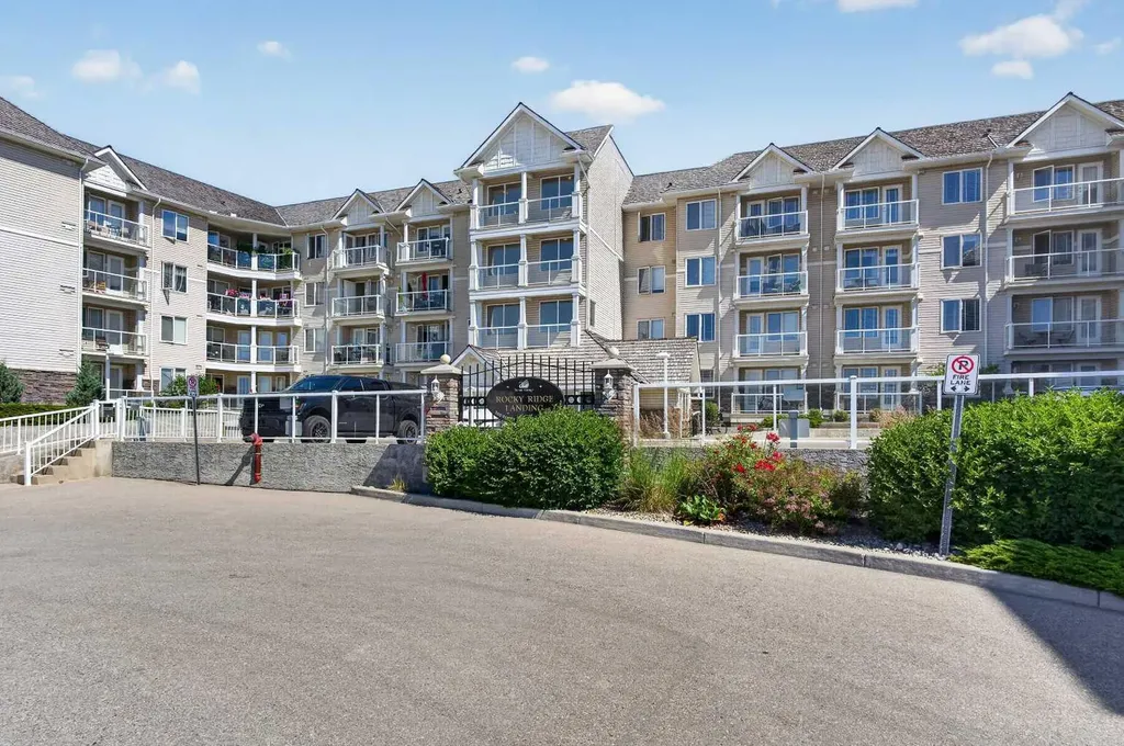 500 Rocky Vista Gardens NW Calgary AB T3G 0C3