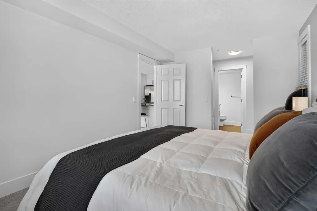 500 Rocky Vista Gardens NW Calgary AB T3G 0C3