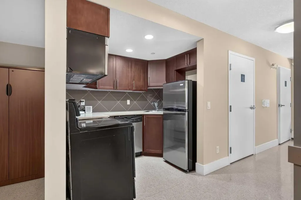 500 Rocky Vista Gardens NW Calgary AB T3G 0C3