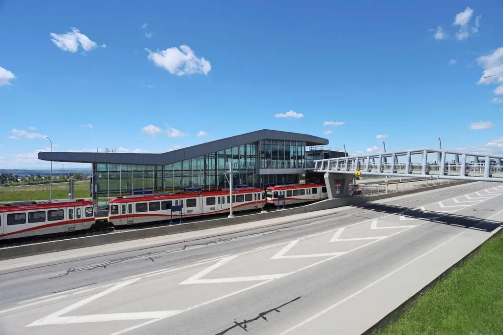500 Rocky Vista Gardens NW Calgary AB T3G 0C3