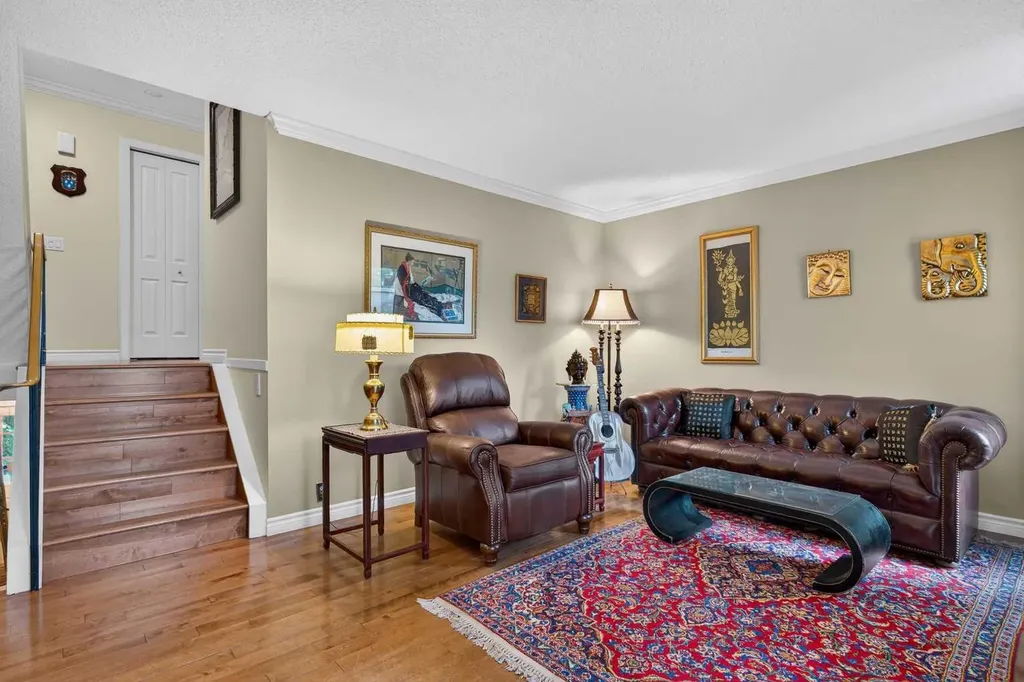 140 Point Drive NW Calgary AB T3B 4W3