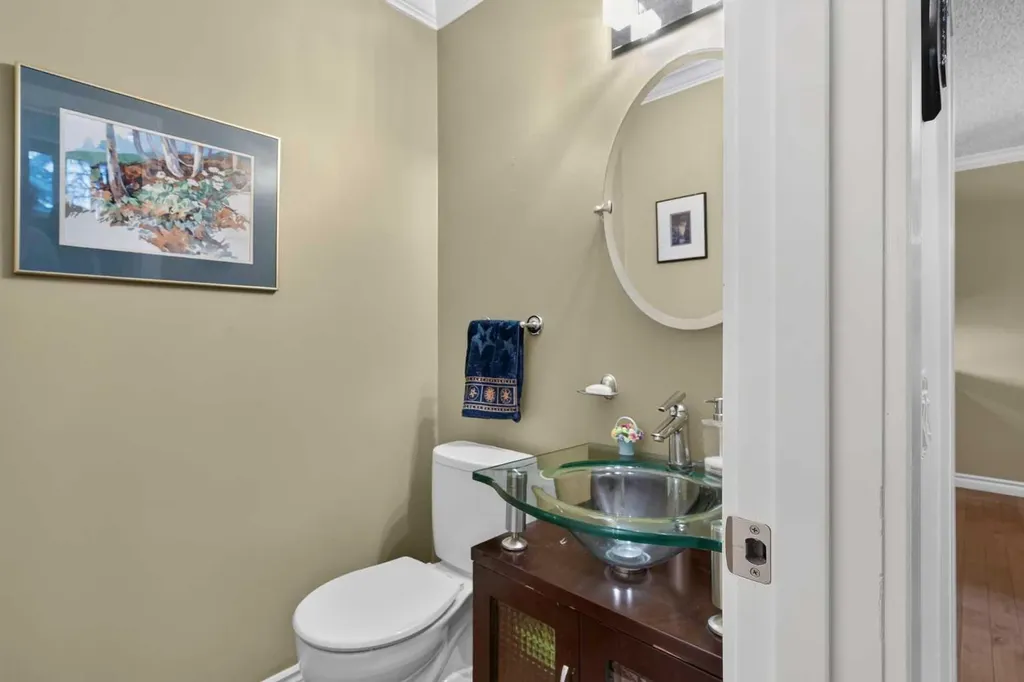 140 Point Drive NW Calgary AB T3B 4W3