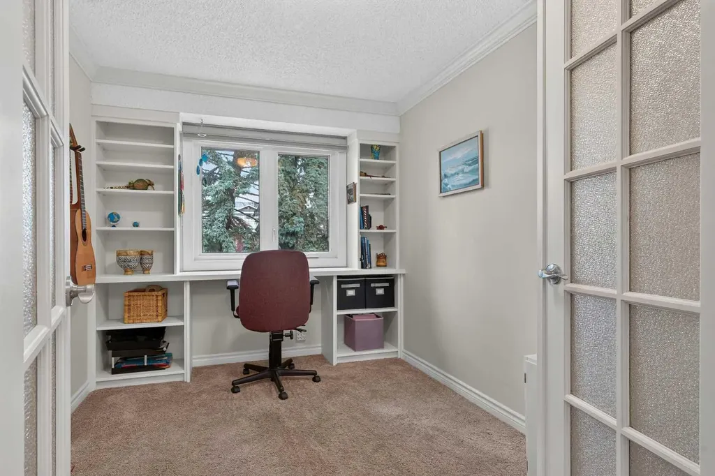 140 Point Drive NW Calgary AB T3B 4W3