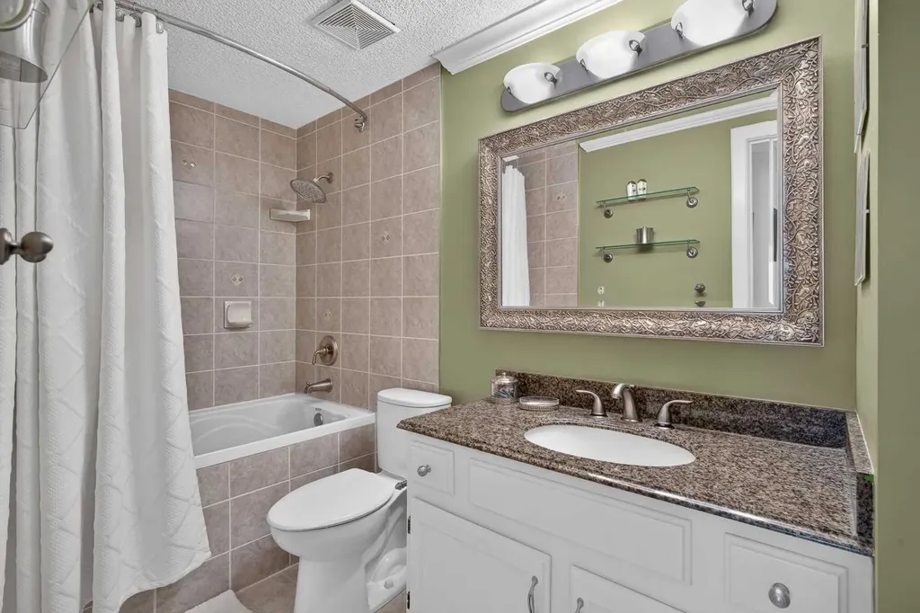 140 Point Drive NW Calgary AB T3B 4W3