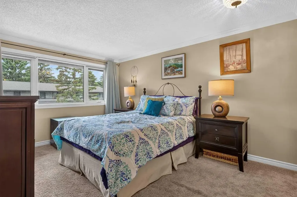 140 Point Drive NW Calgary AB T3B 4W3