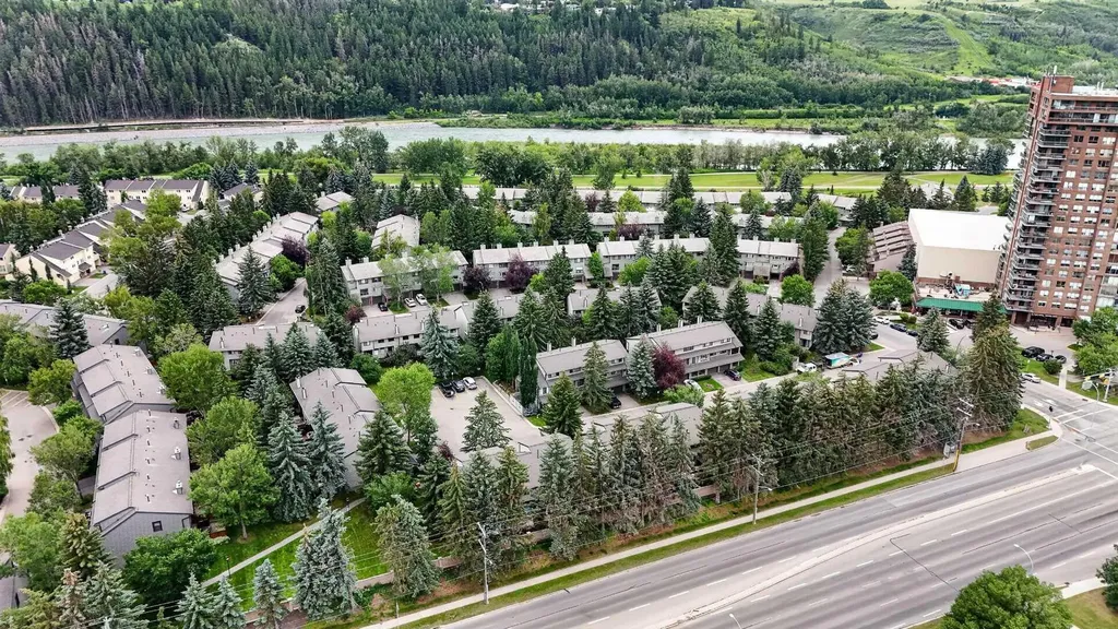 140 Point Drive NW Calgary AB T3B 4W3