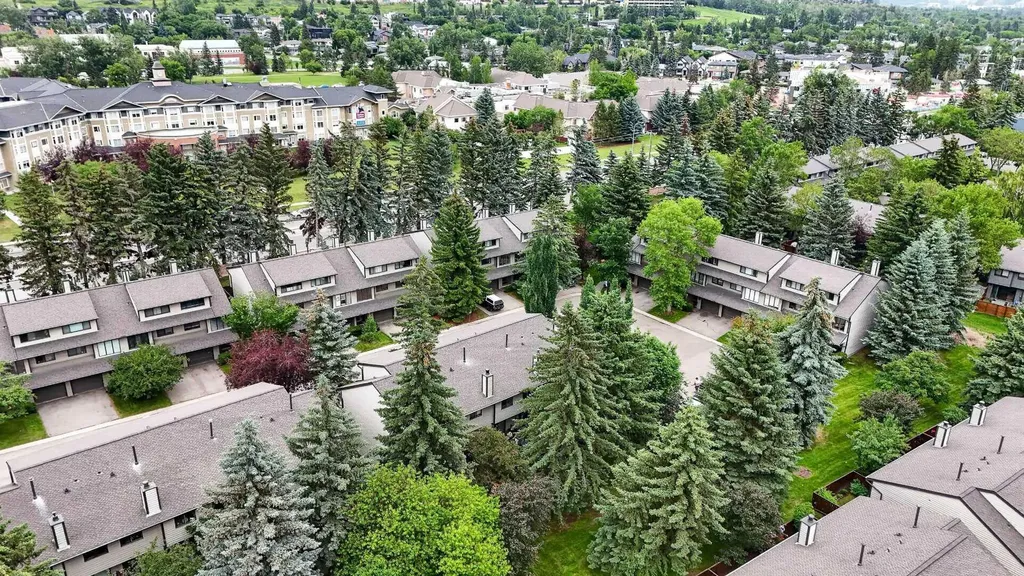 140 Point Drive NW Calgary AB T3B 4W3