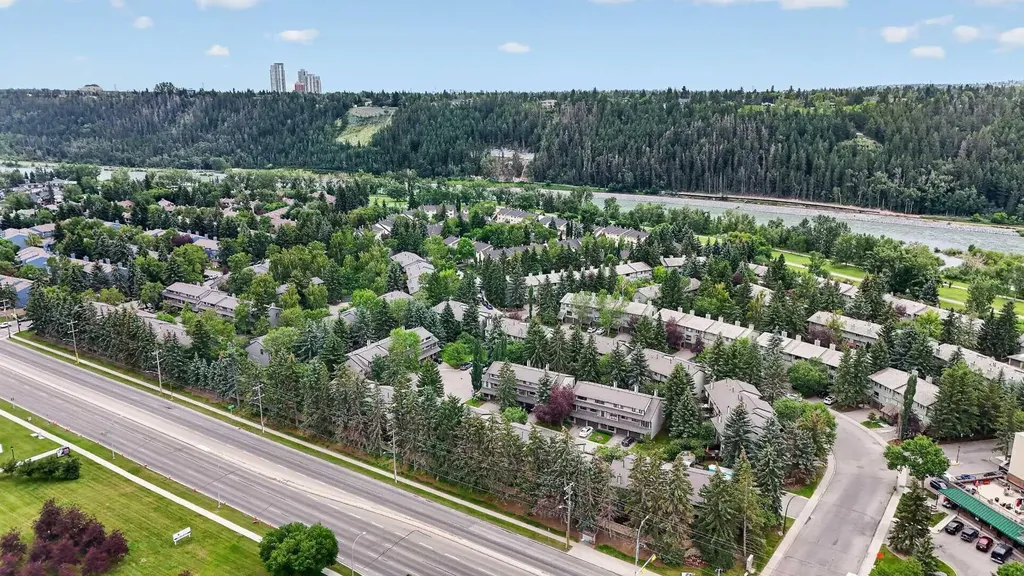 140 Point Drive NW Calgary AB T3B 4W3