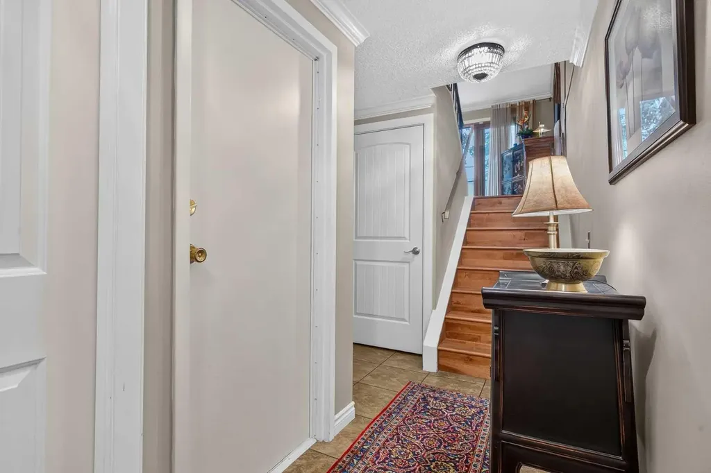 140 Point Drive NW Calgary AB T3B 4W3