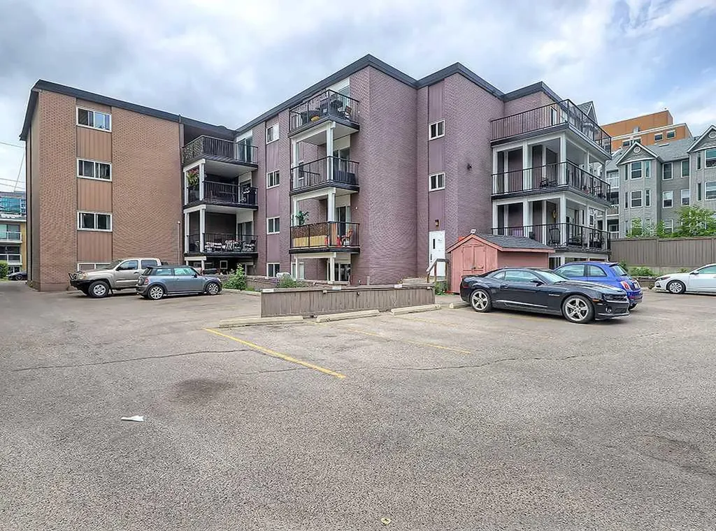 112 23 Avenue SW Calgary AB T2S 0J1